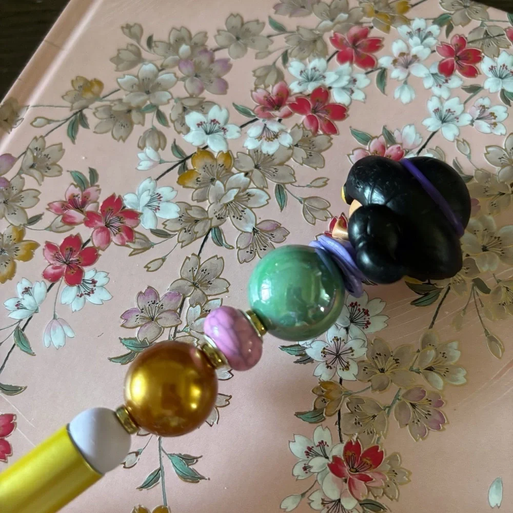 Disney Doorables: Aladdin: Princess Jasmine Party handmade beaded pen